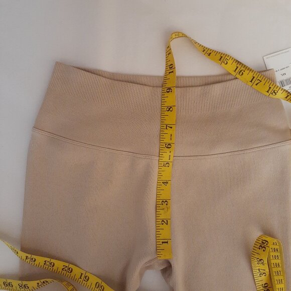 Spiritual Gangster Love Sculpt 7/8 Leggings NWT - Picture 12 of 14